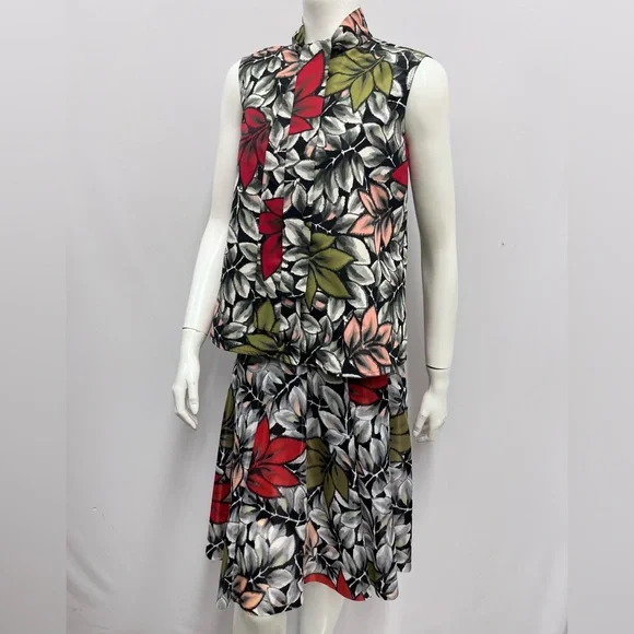 Marni‎ Skirt & Top Set Flowers Floral Black Silver Red Coral Green Size 40